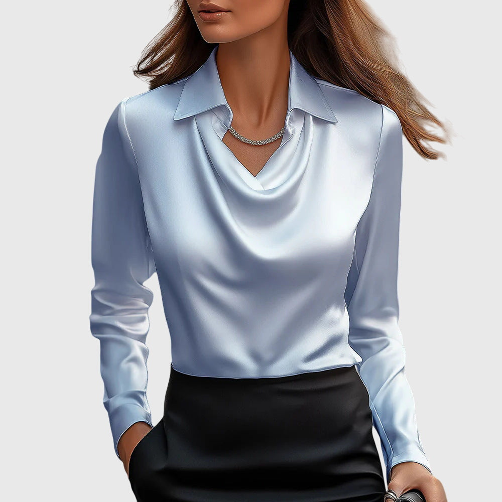 Sylvie | Blúzka s luxusným leskom a plisovaným výstrihom