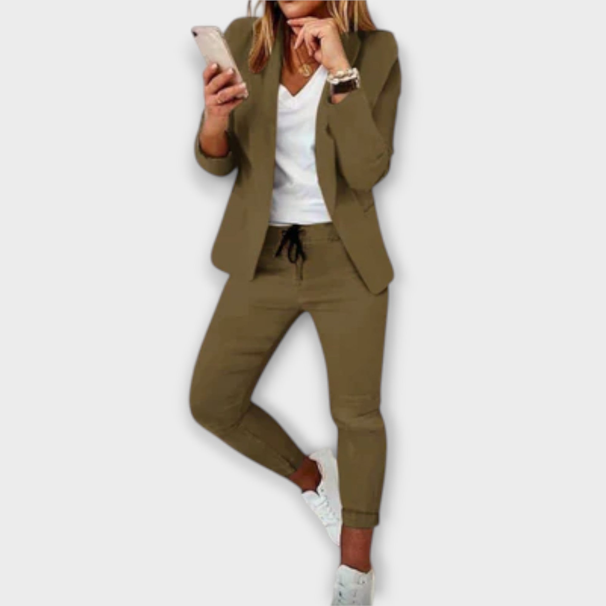 Sophia – Elegantný a pohodlný blazer set