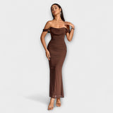 Ione - Šaty Bodycon s odhalenými ramenami a riasením