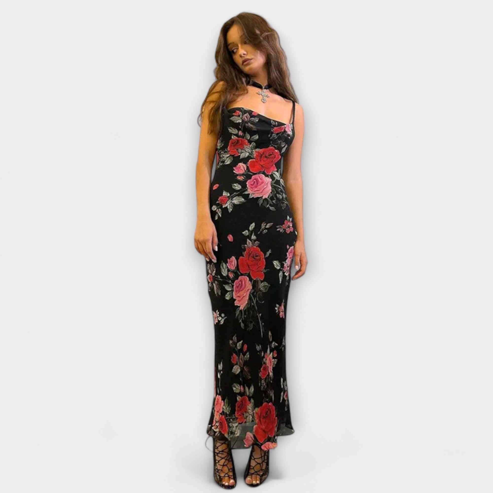 Šaty Bodycon s ramienkami a kvetinovým vzorom